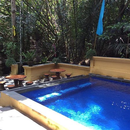 Bembengan Ubud Cottage Exterior foto